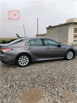 تۆیۆتا کامری